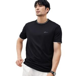 Minimalist Contrast-Trim T-Shirt - Elevated Everyday Wear